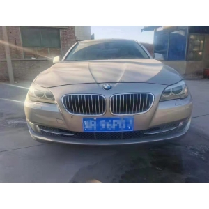 13年宝马525